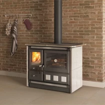 La Nordica ROSA XXL 5.0 - MAIOLICA fatüzelésű tűzhely (11 kW)