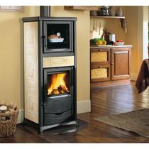 La Nordica ROSSELLA PLUS FORNO EVO fatüzelésű kályha (9,1 kW)